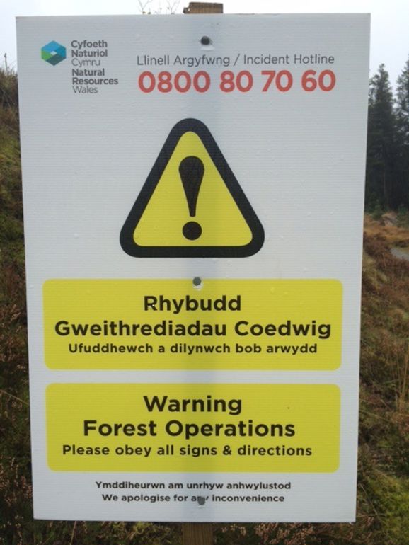 Rhybudd Gweithrediadau Coedwig