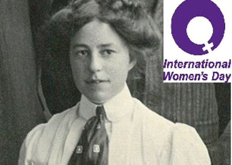 Portrait of Kathleen E. Carpenter, cropped from a group photograph of the Scientific Society of the University College of Wales, Aberystwyth, 1910–11.